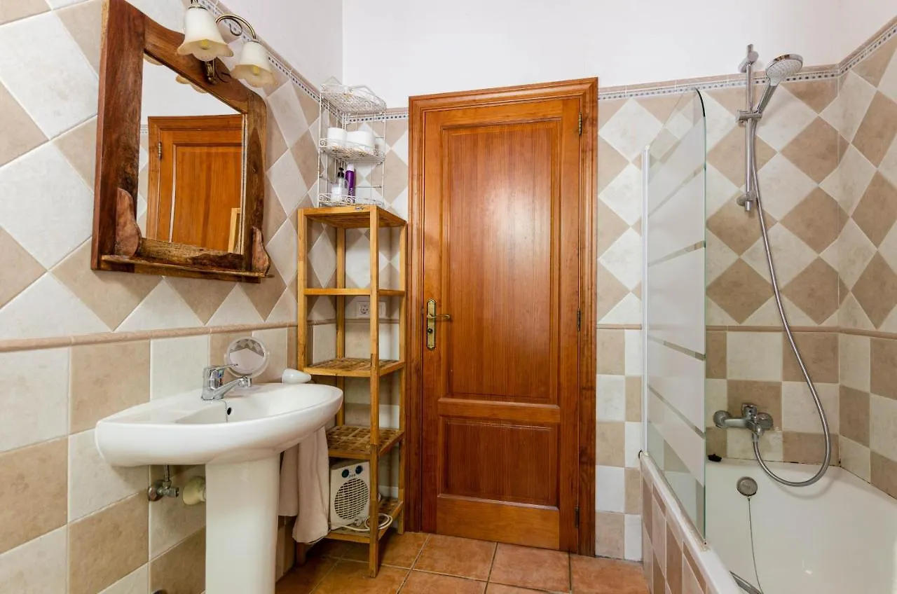 Yourhouse Ermita Villa Inca