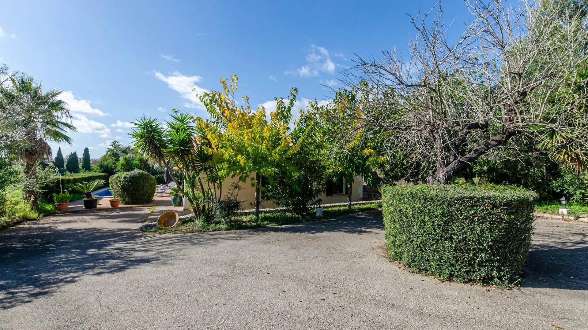 Yourhouse Ermita Villa Inca